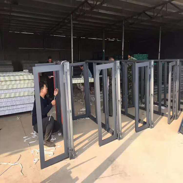 高品質門窗制造與全國安裝服務——斷橋鋁防火窗與鋼制隔熱窗專業生產廠家